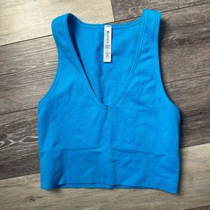 ATHLETA AURORA SEAMLESS CROP RIB TANK